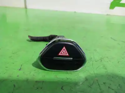 Second-hand car spare part hazard warning lights for opel corsa e expression oem iam references 13363976  