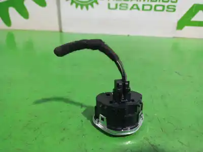 Second-hand car spare part hazard warning lights for opel corsa e expression oem iam references 13363976  