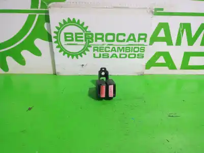 Автозапчастина б/у центральний задній гачок для PEUGEOT 307 (S1) XN Посилання на OEM IAM 8973QJ  
