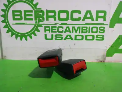 Pezzo di ricambio per auto di seconda mano GANCIO CINGHIA POSTERIORE CENTRALE per OPEL ZAFIRA B D-Z19DT Riferimenti OEM IAM 13143293  