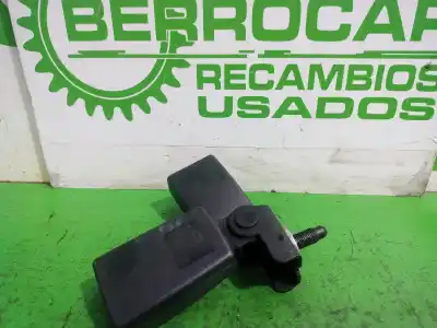 Second-hand car spare part central rear seat belt buckle for opel zafira b 1.9 cdti oem iam references 1313240  