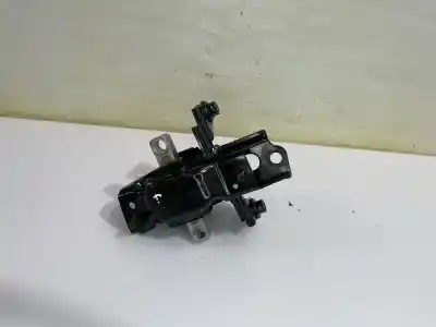Pièce détachée automobile d'occasion SUPPORT MOTEUR GAUCHE pour VOLKSWAGEN POLO (6C1) 1.4 Advance BMT Références OEM IAM 6Q0199555AT  