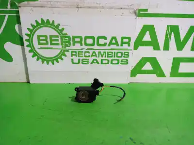 Peça sobressalente para automóvel em segunda mão MOTOR DE ABERTURA DA COMPORTA DE SOFAGEM por PEUGEOT 2008 (--.2013->)  Referências OEM IAM T1006419G  