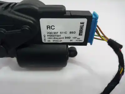 Peça sobressalente para automóvel em segunda mão motor de abertura da comporta de sofagem por seat arona xperience referências oem iam 2q0907511c  