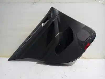 Peça sobressalente para automóvel em segunda mão FORRA / REVESTIMENTO DA PORTA TRASEIRA ESQUERDA por VOLKSWAGEN GOLF VII LIM. (5G1) Comfortline BlueMotion Referências OEM IAM 5G6867211  