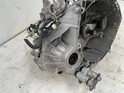 Автозапчастина б/у коробка передач для mazda 3 lim. () center-line посилання на oem iam d60403000  