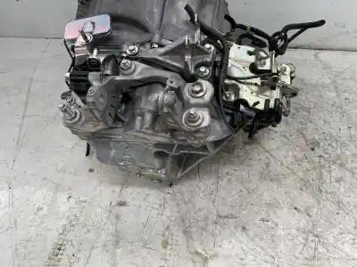 Автозапчастина б/у коробка передач для mazda 3 lim. () center-line посилання на oem iam d60403000  
