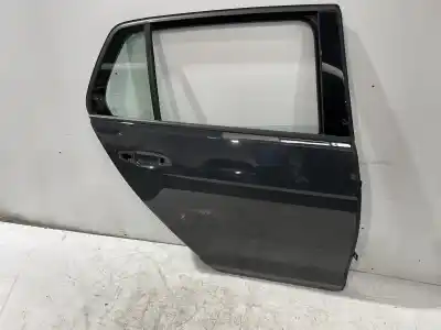 Recambio de automóvil de segunda mano de PUERTA TRASERA DERECHA para VOLKSWAGEN GOLF VII LIM. (5G1) Comfortline BlueMotion referencias OEM IAM 5G4833056AC  