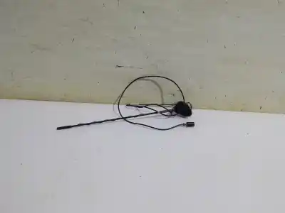 Recambio de automóvil de segunda mano de ANTENA para RENAULT SCENIC II Grand Confort Dynamique referencias OEM IAM 8200500322  