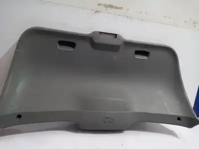 Second-hand car spare part tailgate trim for renault scenic ii grand confort dynamique oem iam references 8200084296  