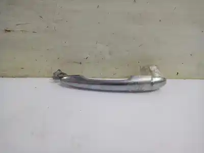 Second-hand car spare part exterior left rear door handle for renault scenic ii grand confort dynamique oem iam references 7701475145