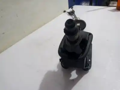 Second-hand car spare part gear lever for peugeot 207 sw confort oem iam references 2400cp  