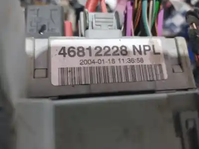 Автозапчастина б/у реле/запоперівник для fiat doblo (119) 1.9 d active (05.2004->) посилання на oem iam 46812228  