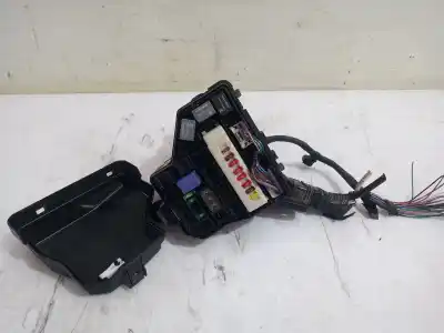 Second-hand car spare part fuse box unit for toyota yaris active oem iam references 826620d710a