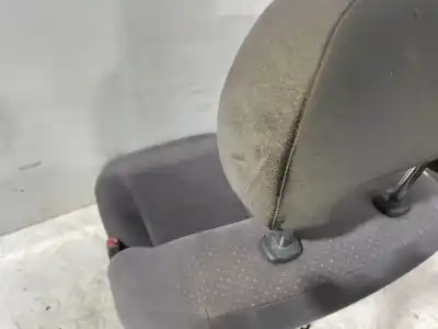 Автозапчастина б/у передне праве сиділо для toyota prius (nhw20) basis посилання на oem iam   