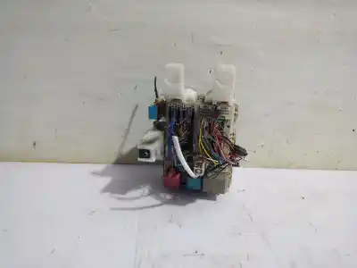 Gebrauchtes Autoersatzteil RELAIS SICHERUNGSKASTEN Multifunktionsrelais zum TOYOTA PRIUS (NHW20) Basis OEM-IAM-Referenzen 8273047290  