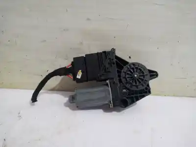 İkinci el araba yedek parçası Arka Sag Cam Motoru için VOLKSWAGEN PASSAT BERLINA (3B3) Advance OEM IAM referansları 0130821696  