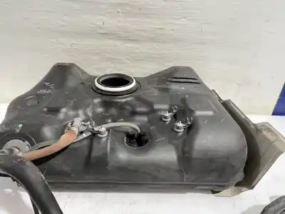 İkinci el araba yedek parçası Yakit Tanki için TOYOTA PRIUS (NHW20) Basis OEM IAM referansları 7700147051  