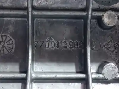 Second-hand car spare part rocker cover for renault kangoo (f/kc0) alize oem iam references 7700112989   Second-hand car spare part rocker cover for renault kangoo (f/kc0) alize oem iam references 7700112989