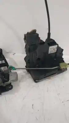 Pezzo di ricambio per auto di seconda mano serratura porta anteriore destra per opel corsa d (s07) 1.3 cdti (l08 l68) riferimenti oem iam 13258274  