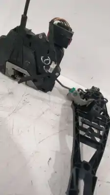 Pezzo di ricambio per auto di seconda mano serratura porta anteriore destra per opel corsa d (s07) 1.3 cdti (l08 l68) riferimenti oem iam 13258274  