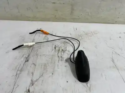 Pezzo di ricambio per auto di seconda mano base dell antenna per opel corsa d color edition riferimenti oem iam 920204032