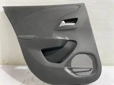 Pezzo di ricambio per auto di seconda mano rivestimento portiera posteriore sinistra per opel corsa d color edition riferimenti oem iam 9834734380