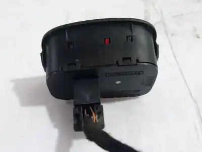 Second-hand car spare part hazard warning lights for peugeot bipper tepee basis oem iam references 1611456180