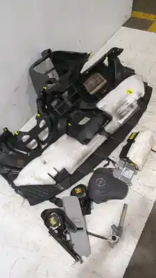 Pezzo di ricambio per auto di seconda mano Kit Airbag per OPEL CORSA D (S07) 1.3 CDTI (L08 L68) Riferimenti OEM IAM 13239816RH  