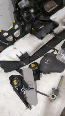 Pezzo di ricambio per auto di seconda mano kit airbag per opel corsa d (s07) 1.3 cdti (l08 l68) riferimenti oem iam 13239816rh  