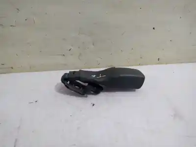 Автозапчасти б/у крюк для ремня задний правый за toyota prius (nhw20) basis ссылки oem iam 7338047010b0  