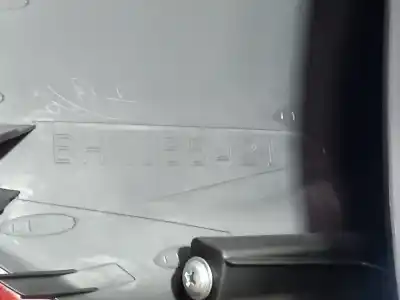 Автозапчастина б/у молдинг для mazda 3 lim. () center-line посилання на oem iam bhn155421  