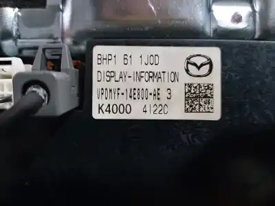 Peça sobressalente para automóvel em segunda mão display gps / multimídia por mazda 3 lim. () center-line referências oem iam bhp1611j0d  