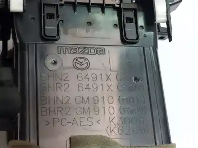 Автозапчасти б/у аэрационная решетка за mazda 3 lim. () center-line ссылки oem iam bhn26491x  