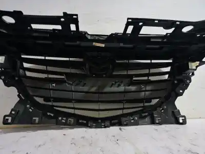 Автозапчасти б/у передняя решетка за mazda 3 lim. () center-line ссылки oem iam bhn150712  