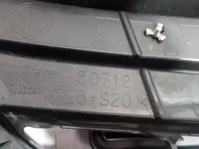 Автозапчасти б/у передняя решетка за mazda 3 lim. () center-line ссылки oem iam bhn150712  