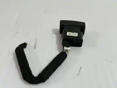Second-hand car spare part hazard warning lights for mazda 3 lim. () center-line oem iam references bhr1664h0  