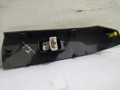 Автозапчасти б/у управление задними левыми стеклами за toyota prius (nhw20) basis ссылки oem iam 7427247050  