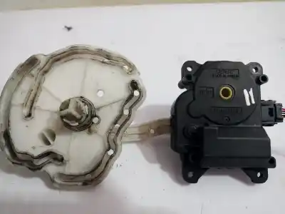 İkinci el araba yedek parçası KLIMA KAPAKLARI AÇMA MOTORU için TOYOTA PRIUS (NHW20) Basis OEM IAM referansları 0637007440  