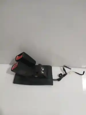 Peça sobressalente para automóvel em segunda mão chicote / encaixe cinto segurança traseiro central por mini mini (r56) one referências oem iam 72112756291   Peça sobressalente para automóvel em segunda mão chicote / encaixe cinto segurança traseiro central por mini mini (r56) one referências oem iam 72112756291