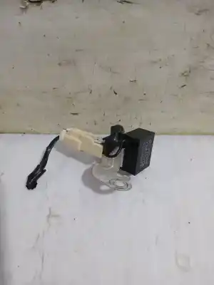 Автозапчастина б/у антенний підсилювач для toyota auris (_e15_) 1.33 dual-vvti (nre150_) посилання на oem iam 9098005357  