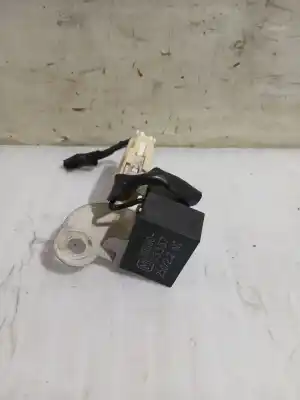 Автозапчастина б/у антенний підсилювач для toyota auris (_e15_) 1.33 dual-vvti (nre150_) посилання на oem iam 9098005357  