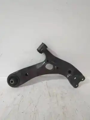 Автозапчасти б/у передний правый нижний рычаг подвески за toyota auris (_e15_) 1.33 dual-vvti (nre150_) ссылки oem iam 4806802130  