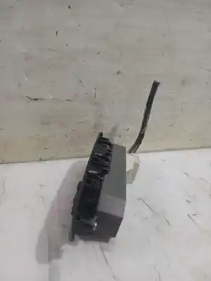 Peça sobressalente para automóvel em segunda mão botão / interruptor elevador vidro dianteiro esquerdo por toyota auris (_e15_) 1.33 dual-vvti (nre150_) referências oem iam 8482002210  