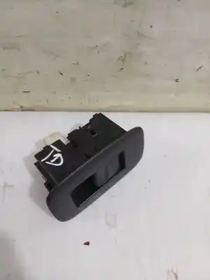 Автозапчасти б/у управление задними правыми стеклами за toyota auris (_e15_) 1.33 dual-vvti (nre150_) ссылки oem iam 848100d030  