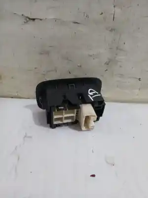 Автозапчасти б/у управление задними правыми стеклами за toyota auris (_e15_) 1.33 dual-vvti (nre150_) ссылки oem iam 848100d030  