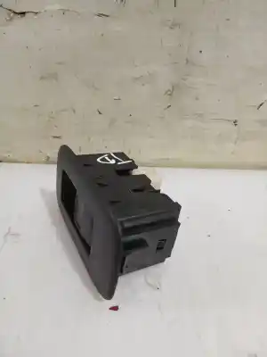 Автозапчасти б/у управление задними правыми стеклами за toyota auris (_e15_) 1.33 dual-vvti (nre150_) ссылки oem iam 848100d030  