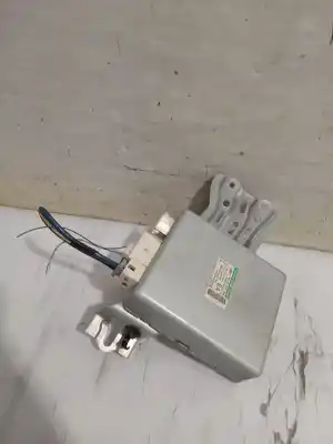 Pièce détachée automobile d'occasion module électronique pour toyota auris (_e15_) 1.33 dual-vvti (nre150_) références oem iam 8965002460  