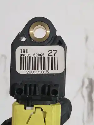 Peça sobressalente para automóvel em segunda mão sensor por toyota auris (_e15_) 1.33 dual-vvti (nre150_) referências oem iam 8983102060  