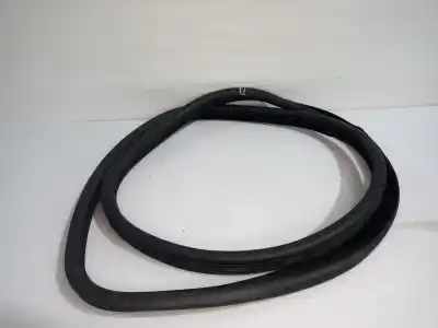 Peça sobressalente para automóvel em segunda mão junta vedante da porta por jaguar e-pace (x540) 2.0 d150 awd referências oem iam j9d3253a10a